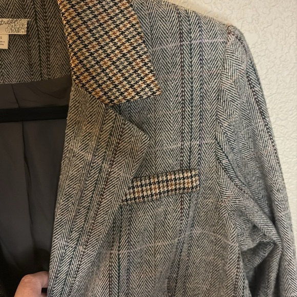 Mystree Mixed Print Button-Down Shirt or Blazer/ Size small/ NWOT - Picture 8 of 11